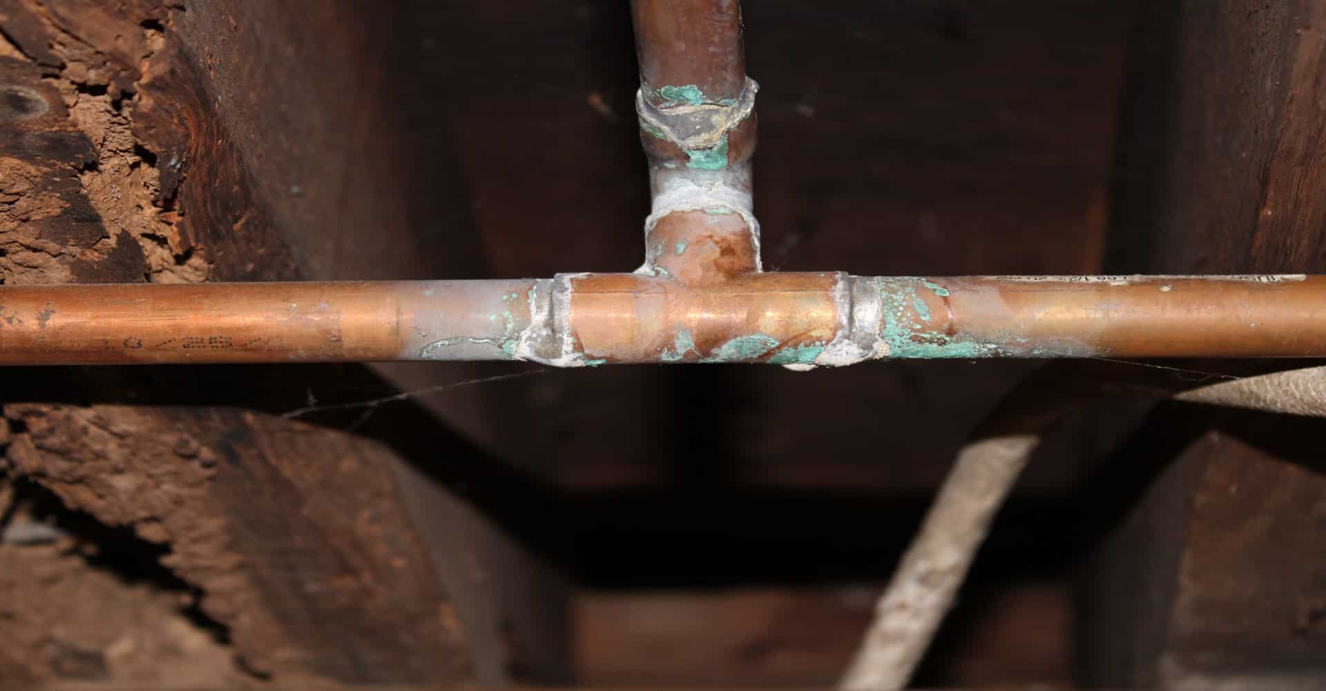 How to Remove Green Corrosion From Copper Pipes?